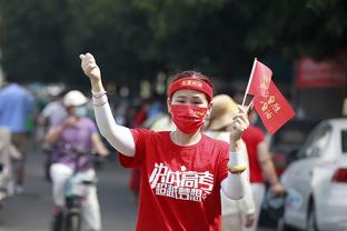 多纳鲁马：感谢恩里克教练对我的信任，祝基耶利尼退役后好运